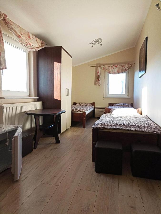 Appartement Pod Kasztanem à Lubin  Extérieur photo